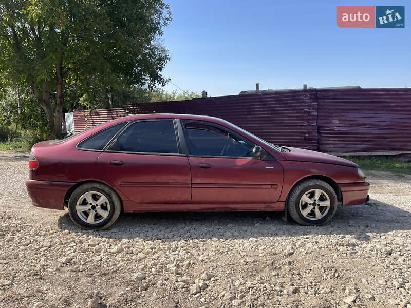 Ліфтбек Renault Laguna 1995 в Тернополі
