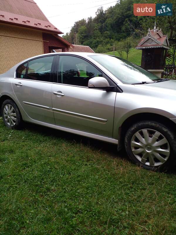 Лифтбек Renault Laguna 2010 в Коломые