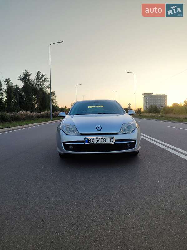Лифтбек Renault Laguna 2008 в Волочиске