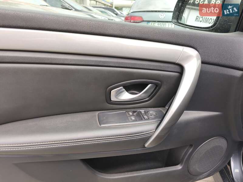 Лифтбек Renault Laguna 2011 в Днепре