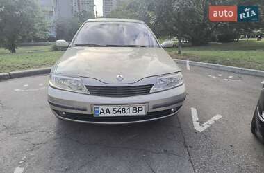 Лифтбек Renault Laguna 2001 в Киеве