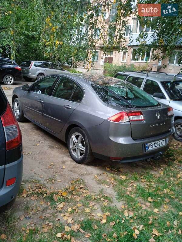 Лифтбек Renault Laguna 2011 в Виннице