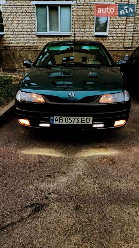 Лифтбек Renault Laguna 1996 в 