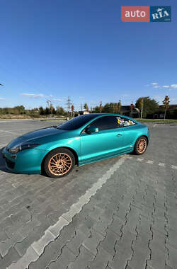 Купе Renault Laguna 2009 в Ирпене
