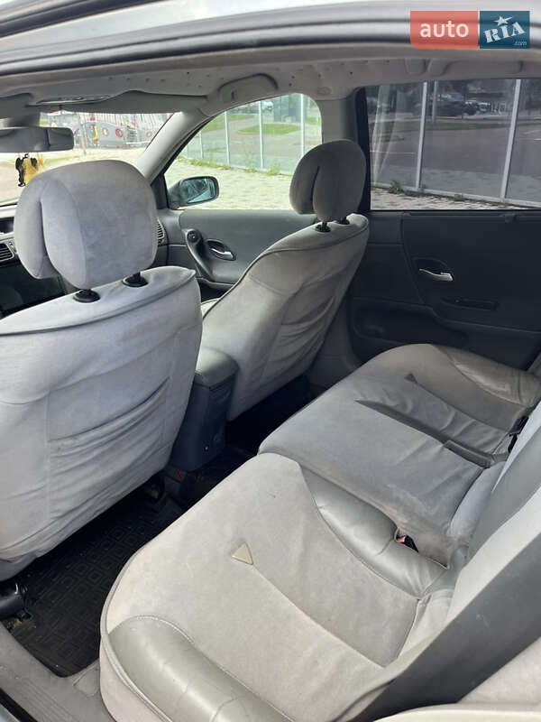 Универсал Renault Laguna 2001 в Ивано-Франковске