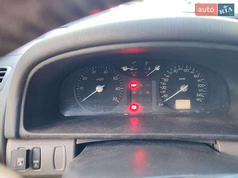 Универсал Renault Laguna 2003 в Берегово