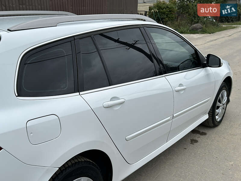 Универсал Renault Laguna 2010 в Львове