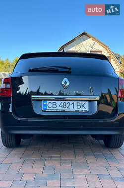 Универсал Renault Laguna 2010 в 