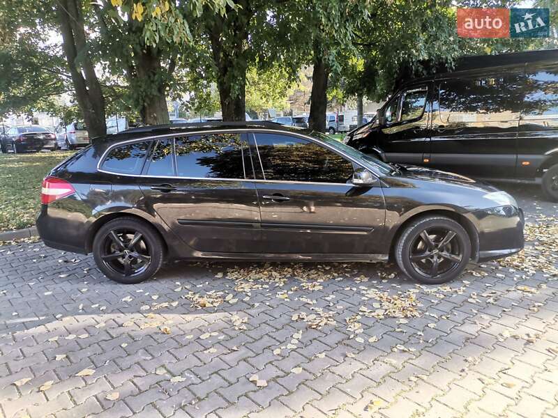 Універсал Renault Laguna 2010 в Чернівцях фото 6 Універсал Renault Laguna 2010 в Чернівцях