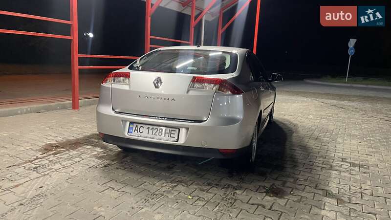 Лифтбек Renault Laguna 2008 в Луцке