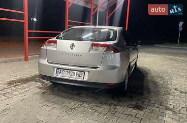 Лифтбек Renault Laguna 2008 в 
