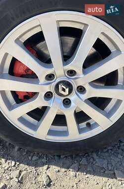 Лифтбек Renault Laguna 2008 в 