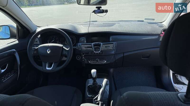 Лифтбек Renault Laguna 2008 в Луцке