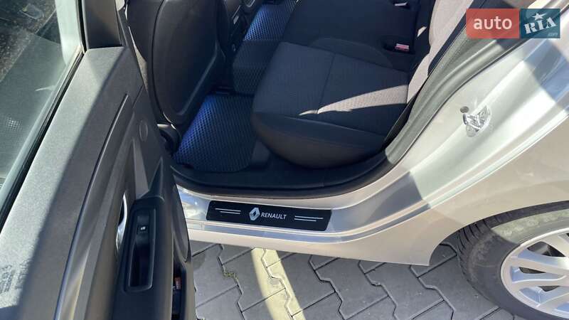 Лифтбек Renault Laguna 2008 в Луцке