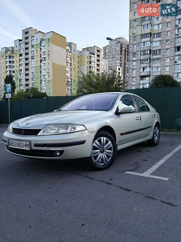 Лифтбек Renault Laguna 2003 в Киеве