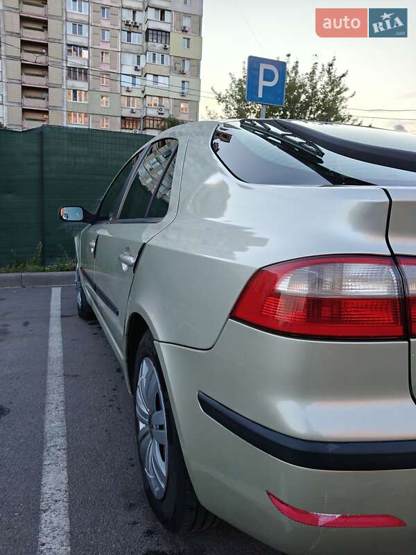 Лифтбек Renault Laguna 2003 в Киеве