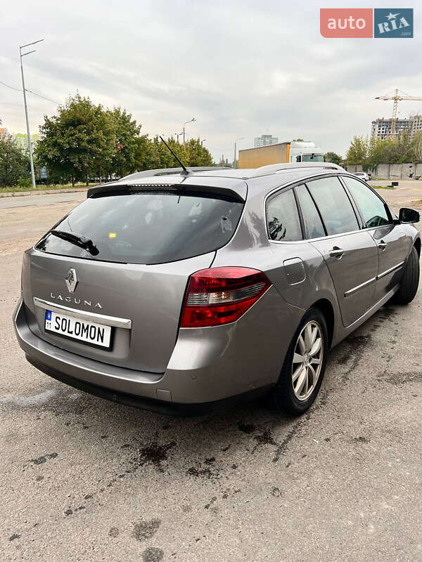 Универсал Renault Laguna 2011 в Киеве