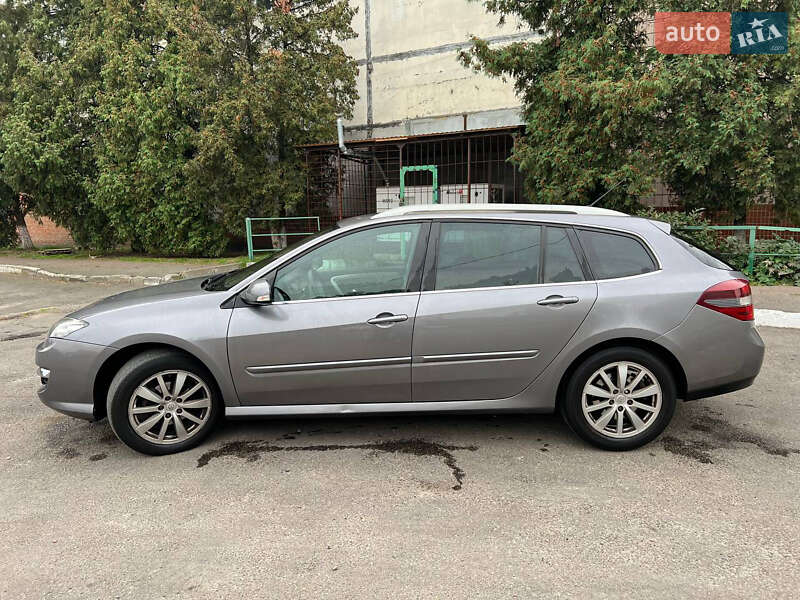 Универсал Renault Laguna 2011 в Киеве