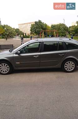 Универсал Renault Laguna 2002 в Вараше