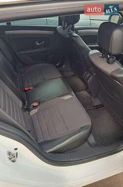 Универсал Renault Laguna 2011 в 