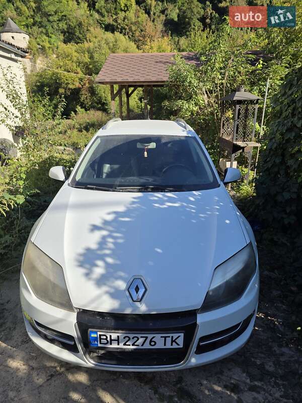 Универсал Renault Laguna 2012 в 