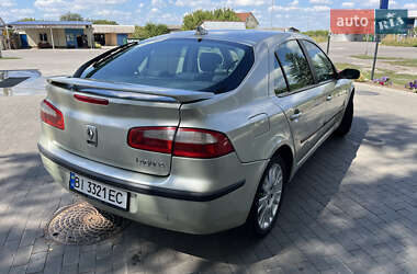 Лифтбек Renault Laguna 2003 в 
