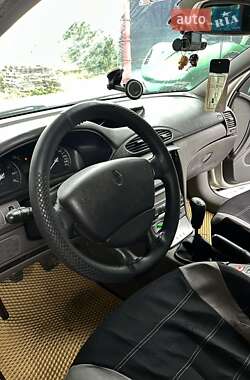 Универсал Renault Laguna 2002 в 