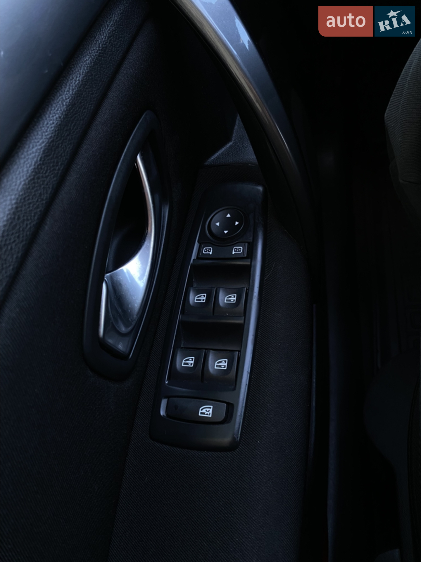 2010 Renault Laguna - мініатюра 20