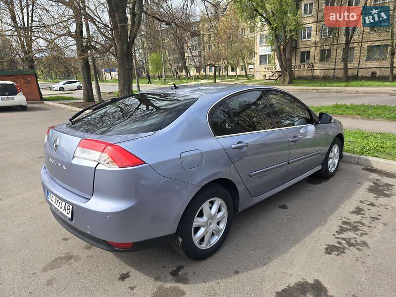 Ліфтбек Renault Laguna 2010 в Лозовій