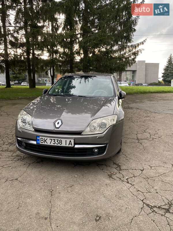 Лифтбек Renault Laguna 2009 в Ровно фото 4 Лифтбек Renault Laguna 2009 в Ровно