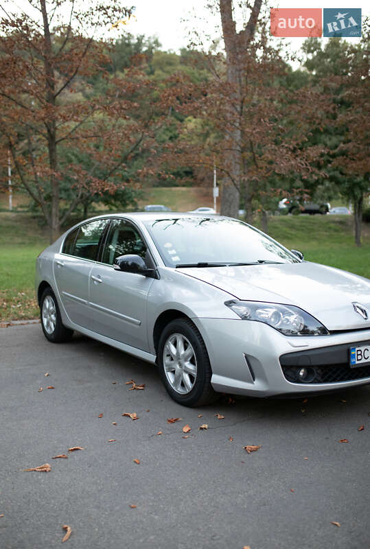 Лифтбек Renault Laguna 2010 в Киеве фото 2 Лифтбек Renault Laguna 2010 в Киеве