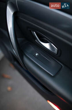 Ліфтбек Renault Laguna 2010 в 