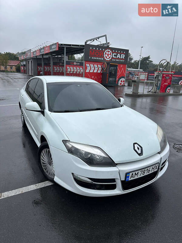 Лифтбек Renault Laguna 2011 в Киеве фото Лифтбек Renault Laguna 2011 в Киеве