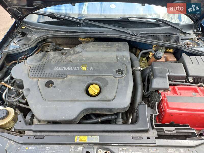 Универсал Renault Laguna 2004 в Чернигове