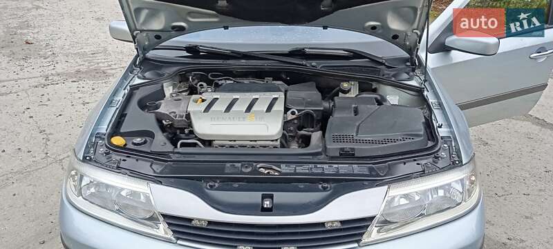 Ліфтбек Renault Laguna 2001 в Вільногірську