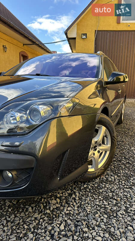 Универсал Renault Laguna 2010 в Луцке