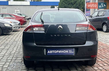 Лифтбек Renault Laguna 2009 в 