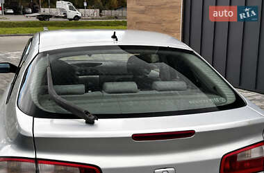 Лифтбек Renault Laguna 2002 в 