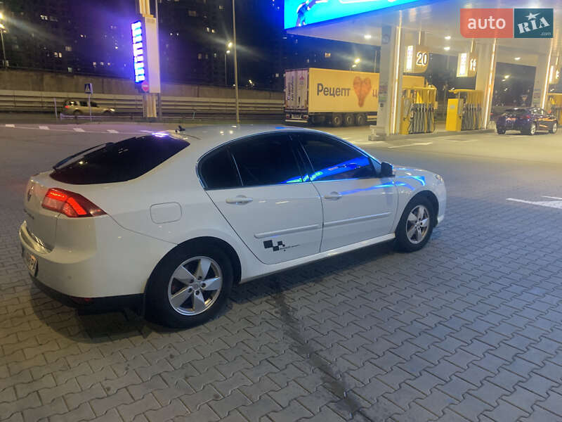 Ліфтбек Renault Laguna 2012 в Києві