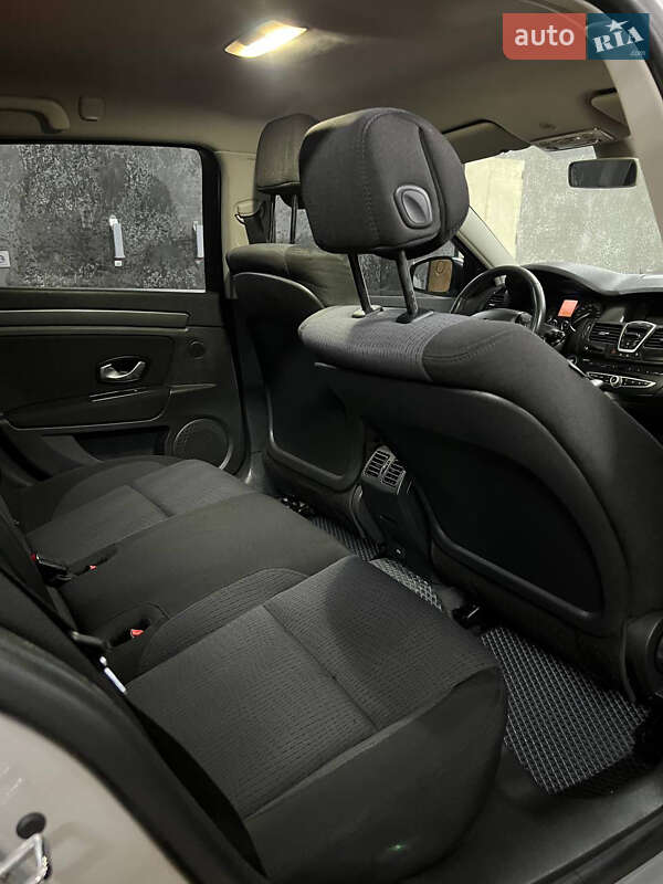 Универсал Renault Laguna 2008 в Дубно