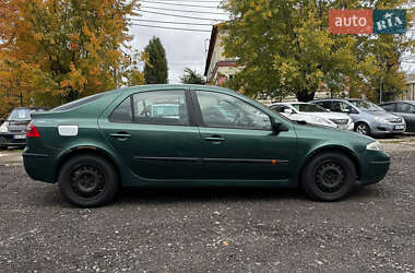 Лифтбек Renault Laguna 2001 в 