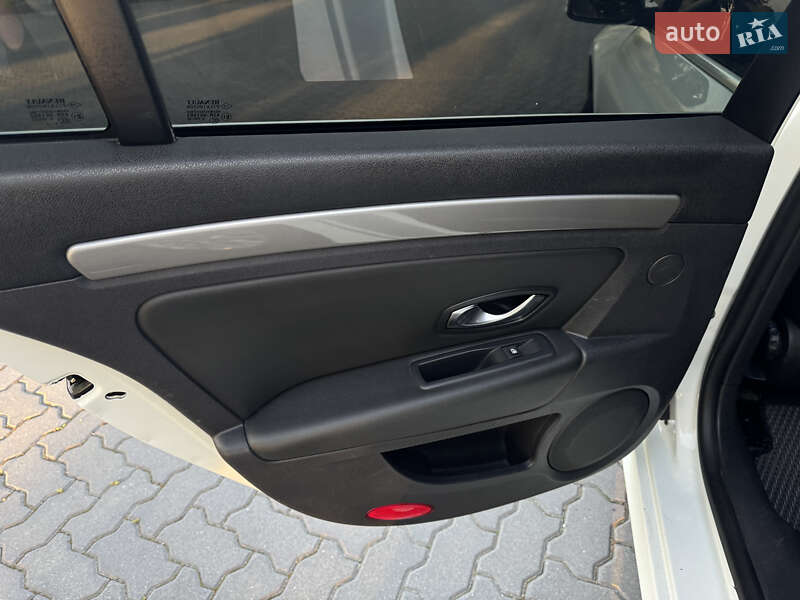 Лифтбек Renault Laguna 2014 в Коломые