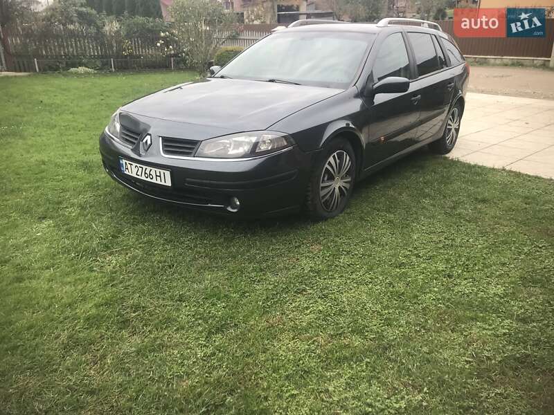 Универсал Renault Laguna 2006 в  фото Универсал Renault Laguna 2006 в