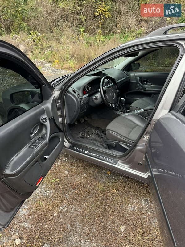 Универсал Renault Laguna 2005 в Хмельницком фото 14 Универсал Renault Laguna 2005 в Хмельницком