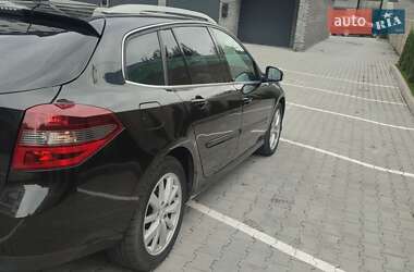 Универсал Renault Laguna 2010 в 