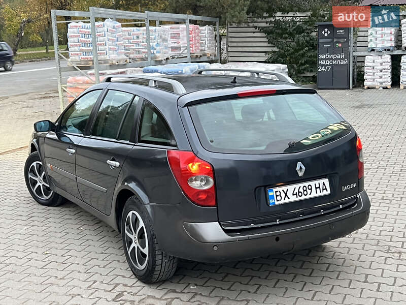 Універсал Renault Laguna 2001 в Чернівцях