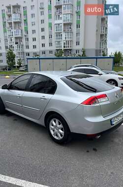 Лифтбек Renault Laguna 2008 в 