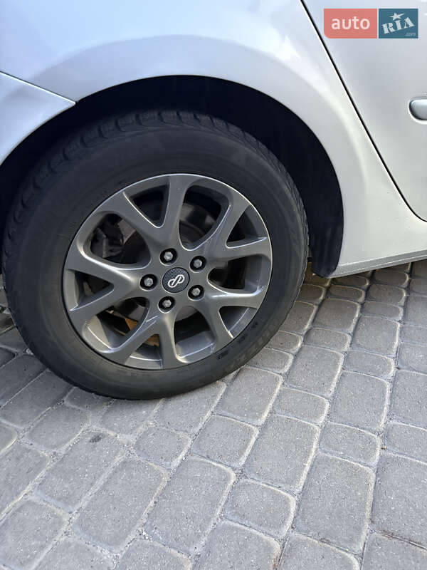 Ліфтбек Renault Laguna 2011 в Львові фото 8 Ліфтбек Renault Laguna 2011 в Львові