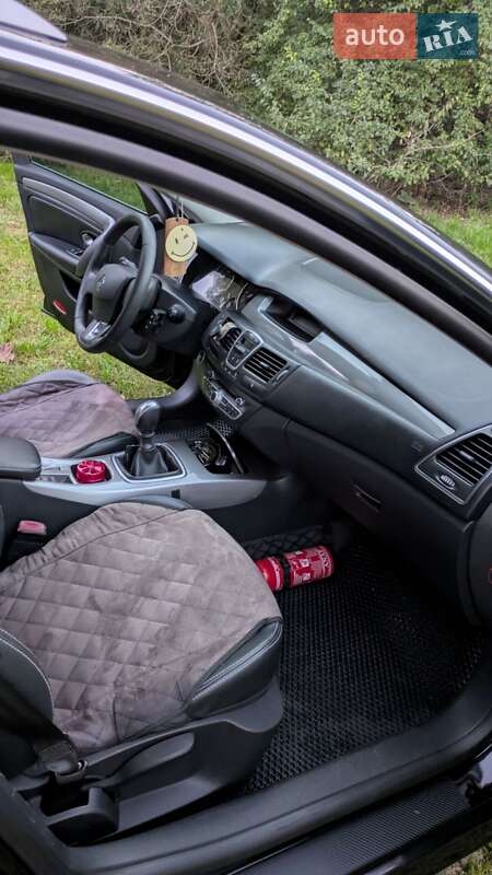 Універсал Renault Laguna 2011 в Острозі фото 12 Універсал Renault Laguna 2011 в Острозі