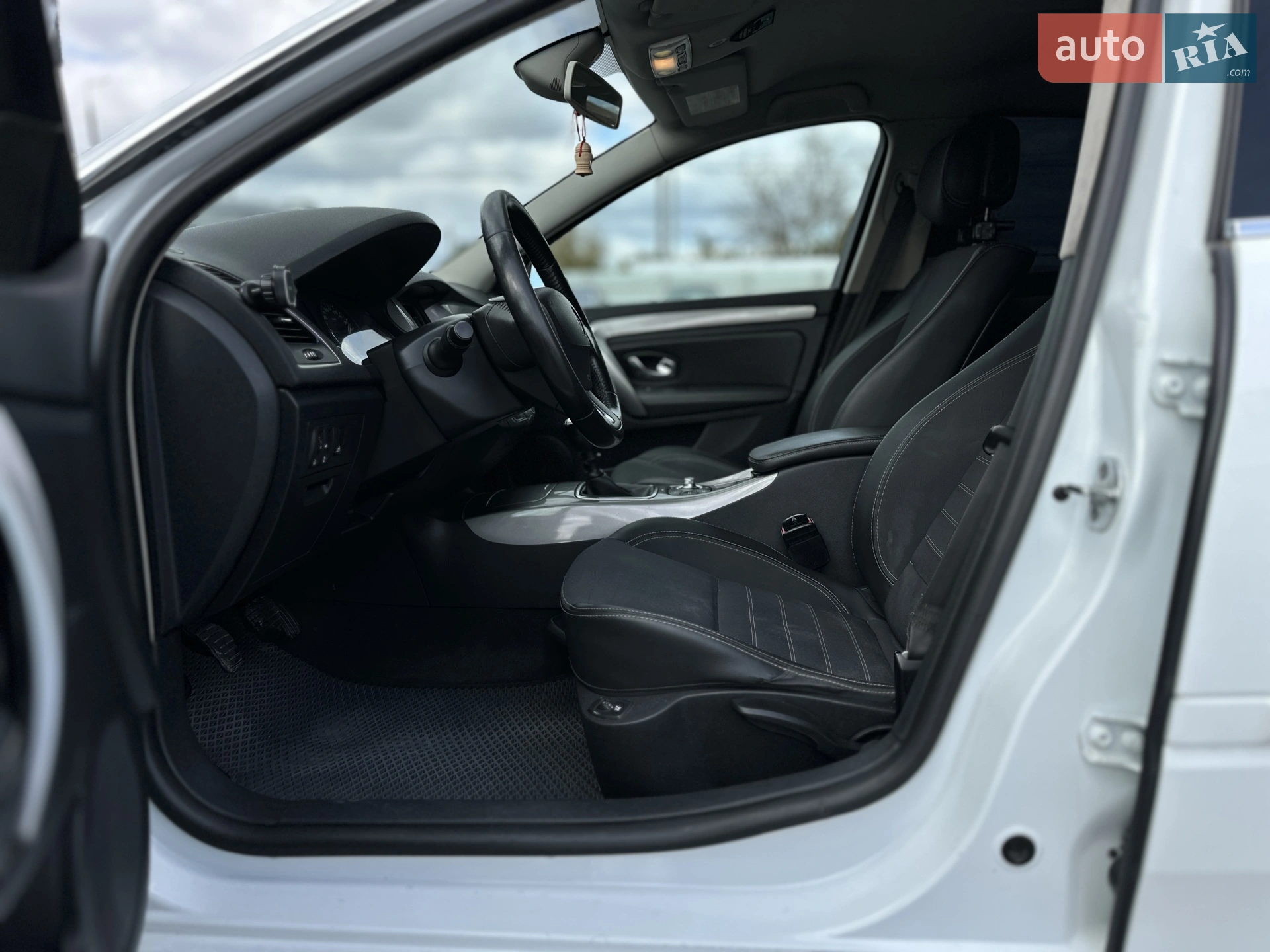 2012 Renault Laguna - мініатюра 22